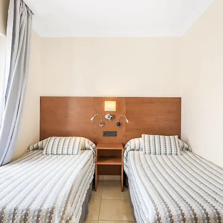 Las Adelfas Hotel 3*