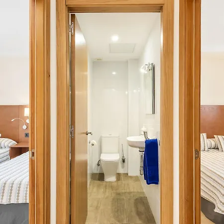 Hotel Las Adelfas 3*