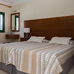 Szálloda Adelfas 3*
