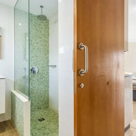Hotel Adelfas 3*