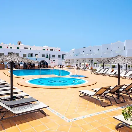 Adelfas Hotel 3*